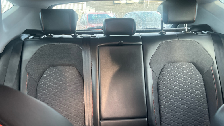 SEAT Leon 1.5 TSI EVO FR 5dr Petrol Hatchback